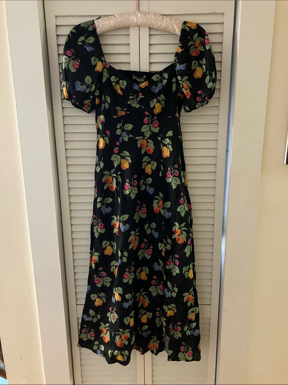 Princess Highway Black French Fruit Midi Dress Size Small NWT